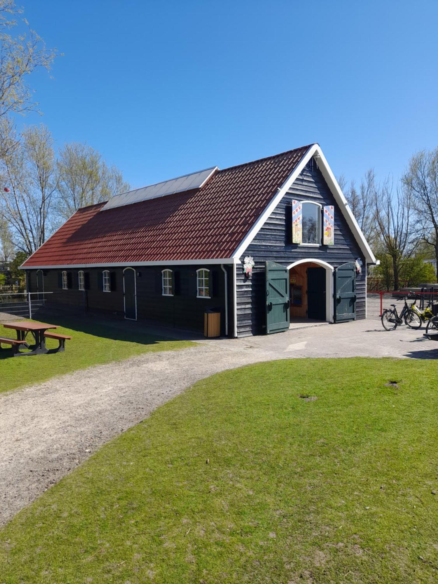 Chalet Makkum C99B Met Prive Gelegen Tuin Aan Het Water Екстер'єр фото