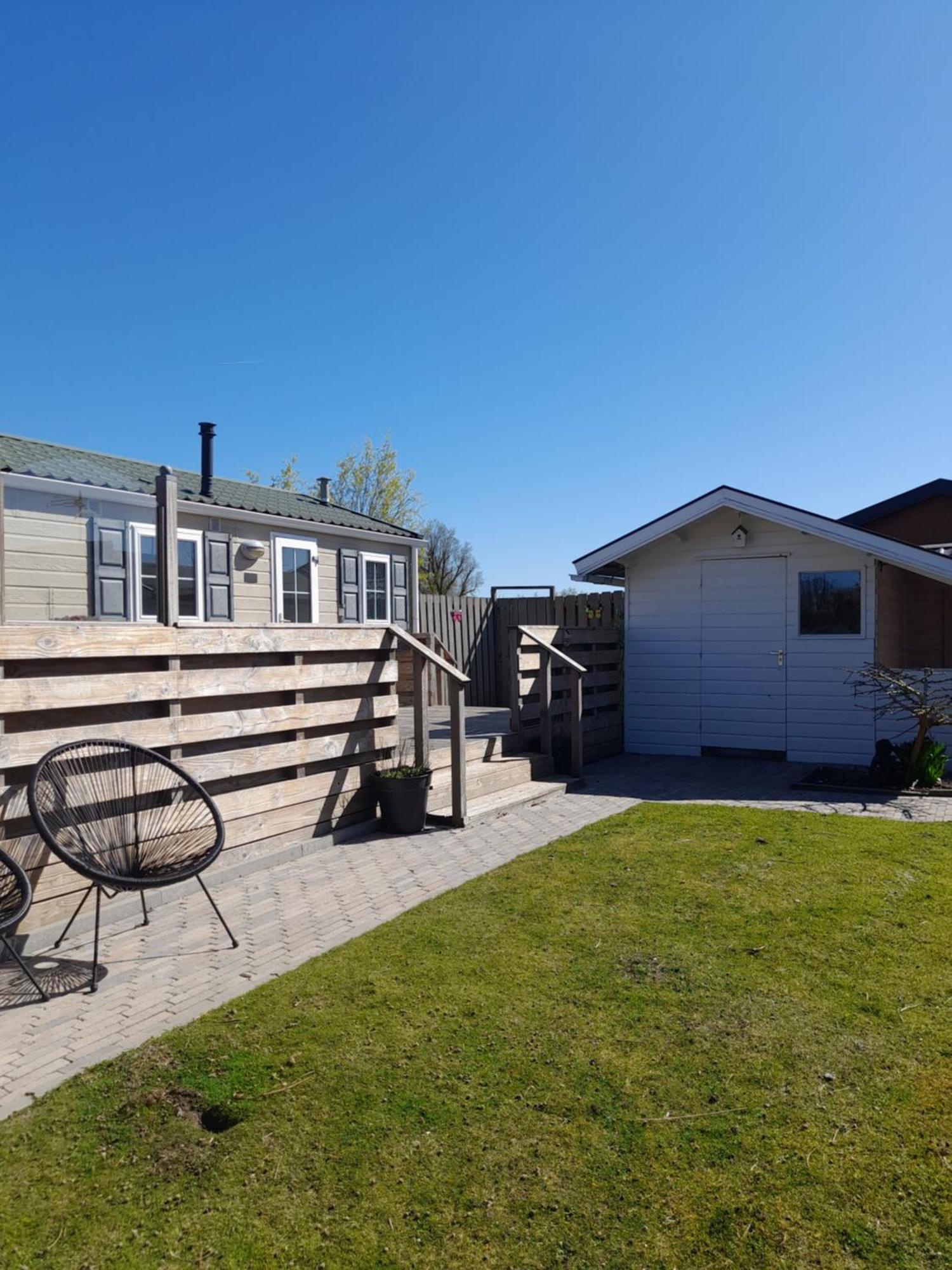 Chalet Makkum C99B Met Prive Gelegen Tuin Aan Het Water Екстер'єр фото